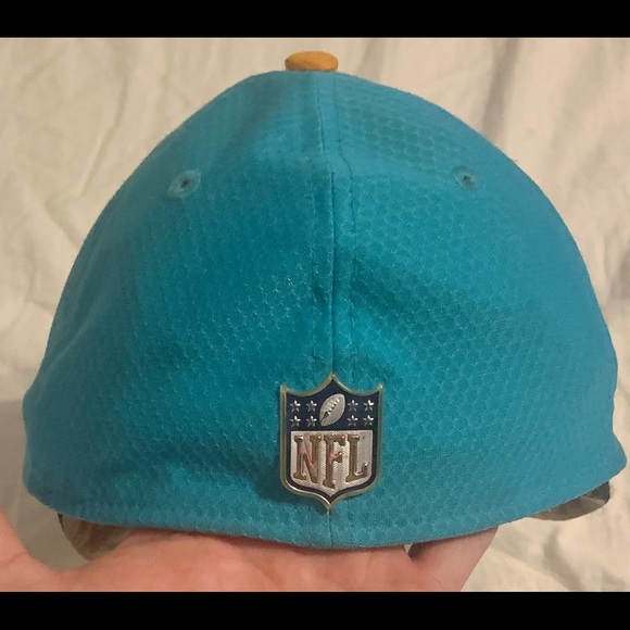 New Era fitted hats for men - Picture 2 of 3